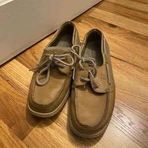 Sperry’s sneakers